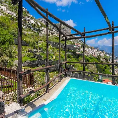 Amazing Boasting Enchanting Views Holiday home